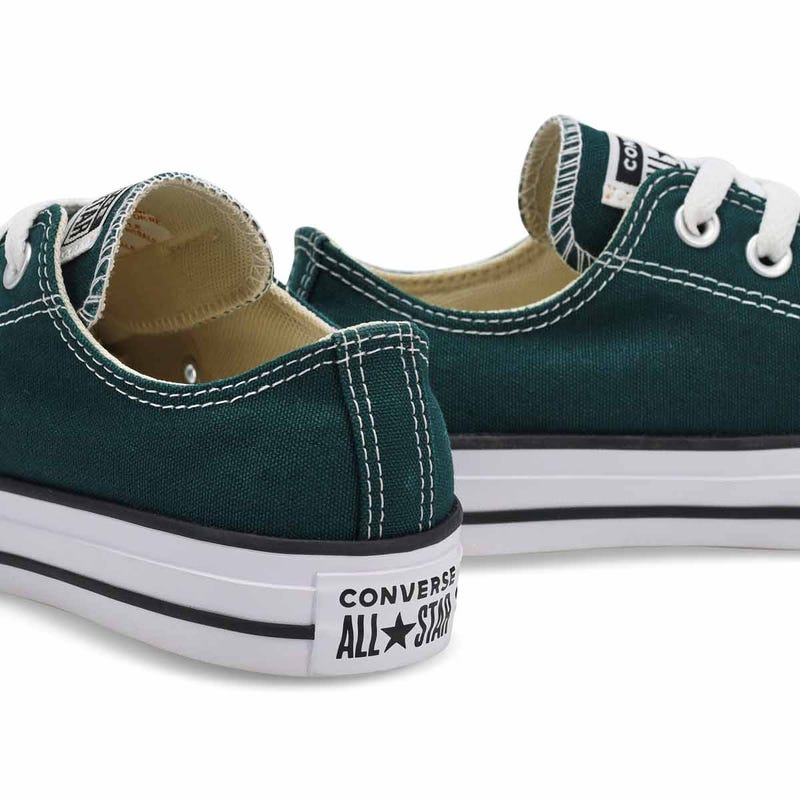 Women's Chuck Taylor All Star Leather Sneaker