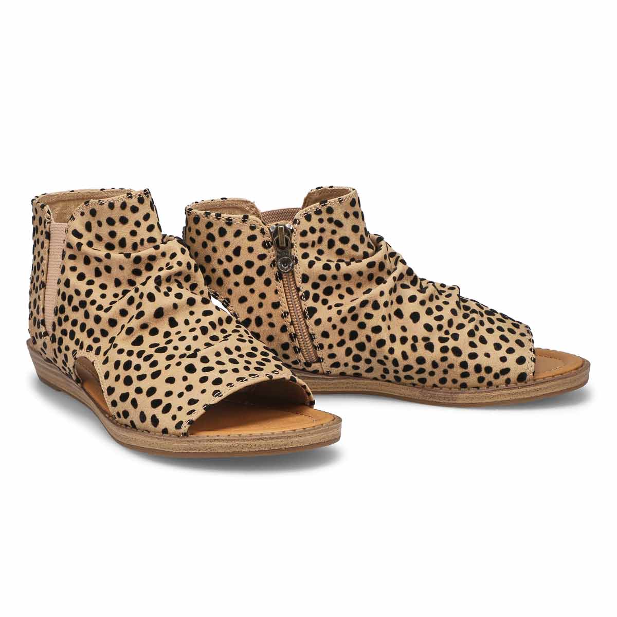 Women's Beaches Casual Sandal - Leopard