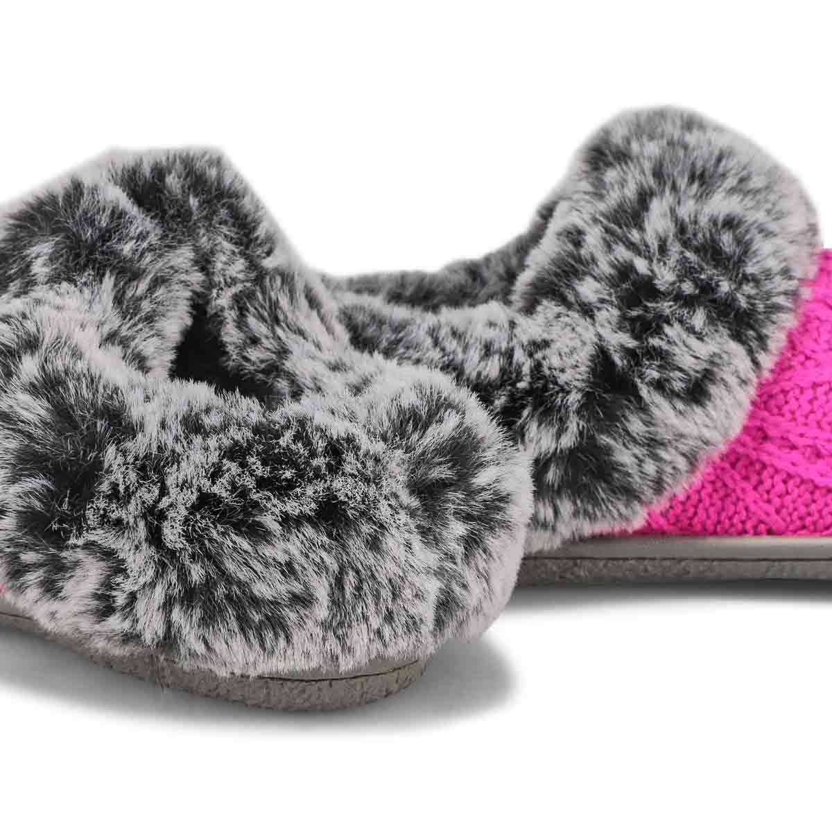 Women's Clipper Knit Faux Fur Slipper - Fuschia