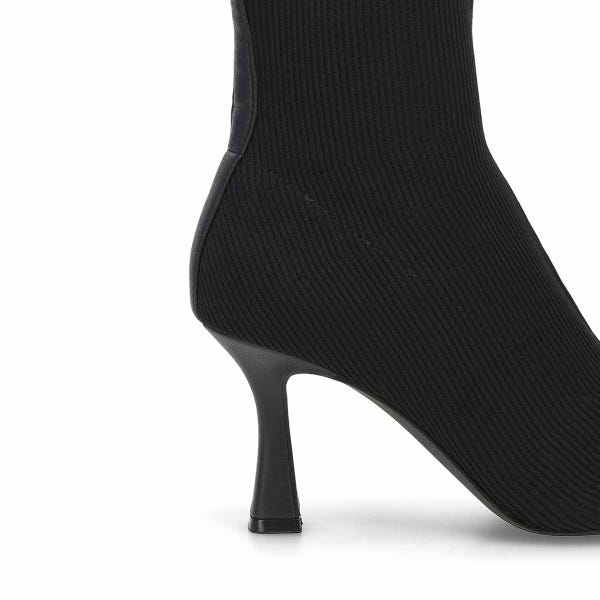 Women's  Freida Heeled Ankle Boot - Black