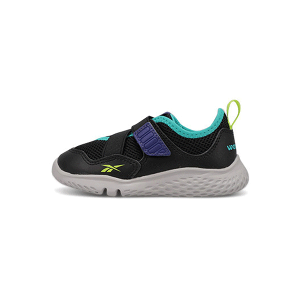 Flex rn hotsell 218 sneaker