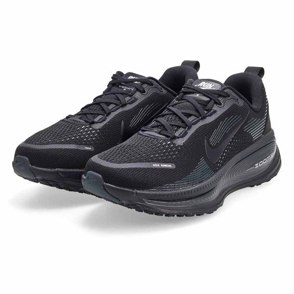 Men's Vomero 18 Performance Sneaker - Black/Dark Smoke Grey/Light Smoke Grey