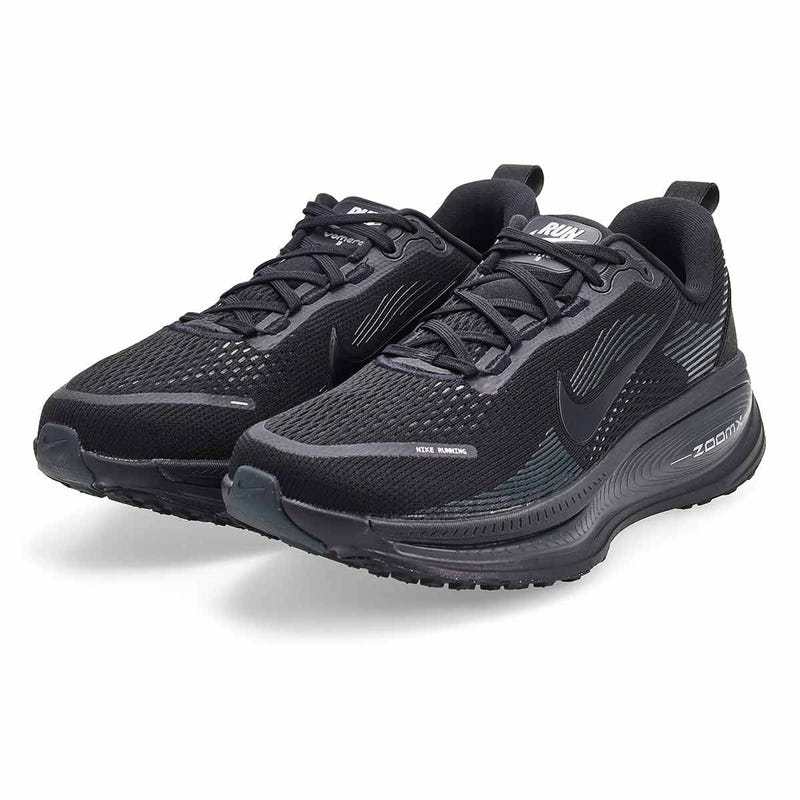 Men's Vomero 18 Performance Sneaker - Black/Dark Smoke Grey/Light Smoke Grey
