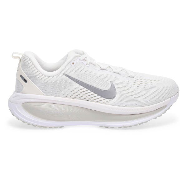 Espadrille de performance Vomero 18 pour femme - Blanc/Argent métallique/Poussière de photon