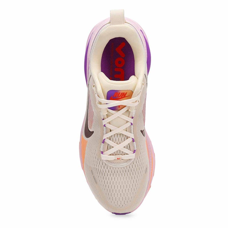 Women's  Vomero 18 Performance Sneaker - Chalk/Tattoo/Pink Faom/Bright Violet