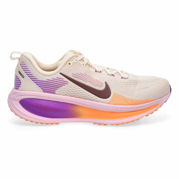 Women's  Vomero 18 Performance Sneaker - Chalk/Tattoo/Pink Faom/Bright Violet