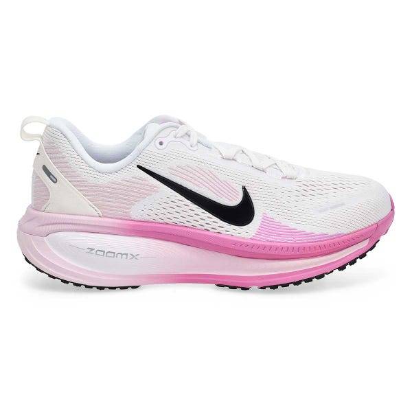 Women's Vomero 18 Performance Sneaker - White/Black/Bleached Lilac/Light Magenta