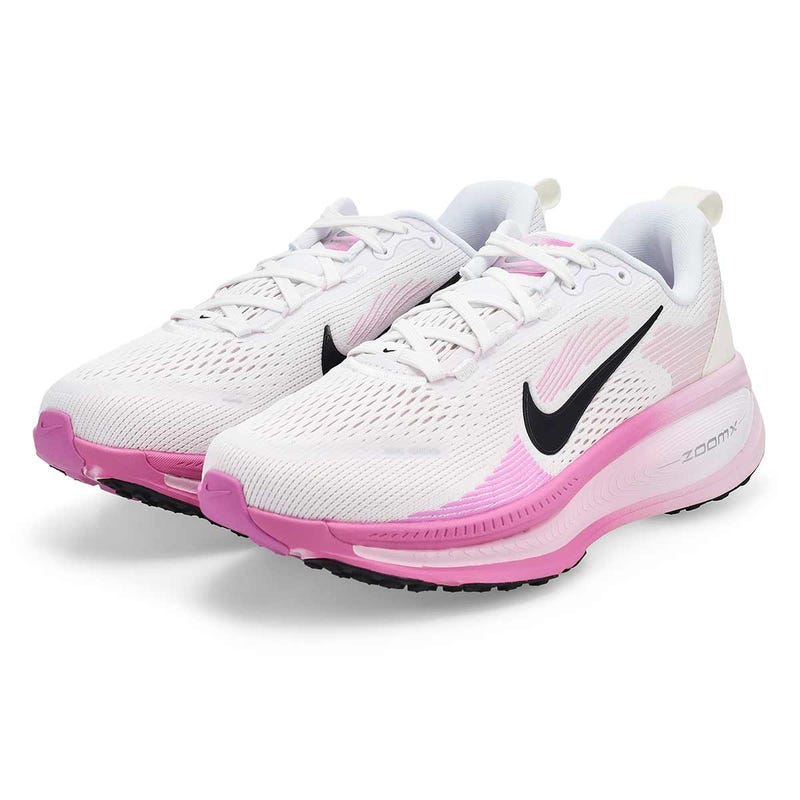 Women's Vomero 18 Performance Sneaker - White/Black/Bleached Lilac/Light Magenta