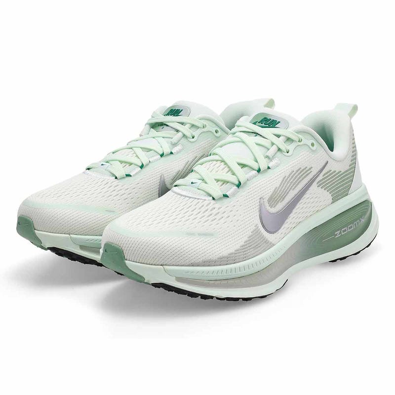 Women's Vomero 18 Performance Sneaker -Barely Green/Metallic Silver/Steam