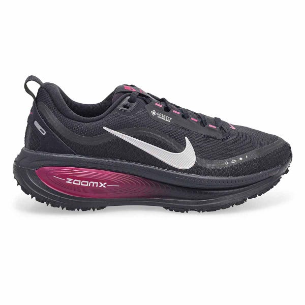 Women's  Vomero 18 Gortex Performance Sneaker - Black/Silver