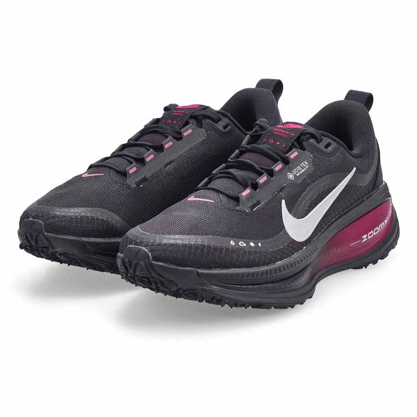 Women's  Vomero 18 Gortex Performance Sneaker - Black/Silver