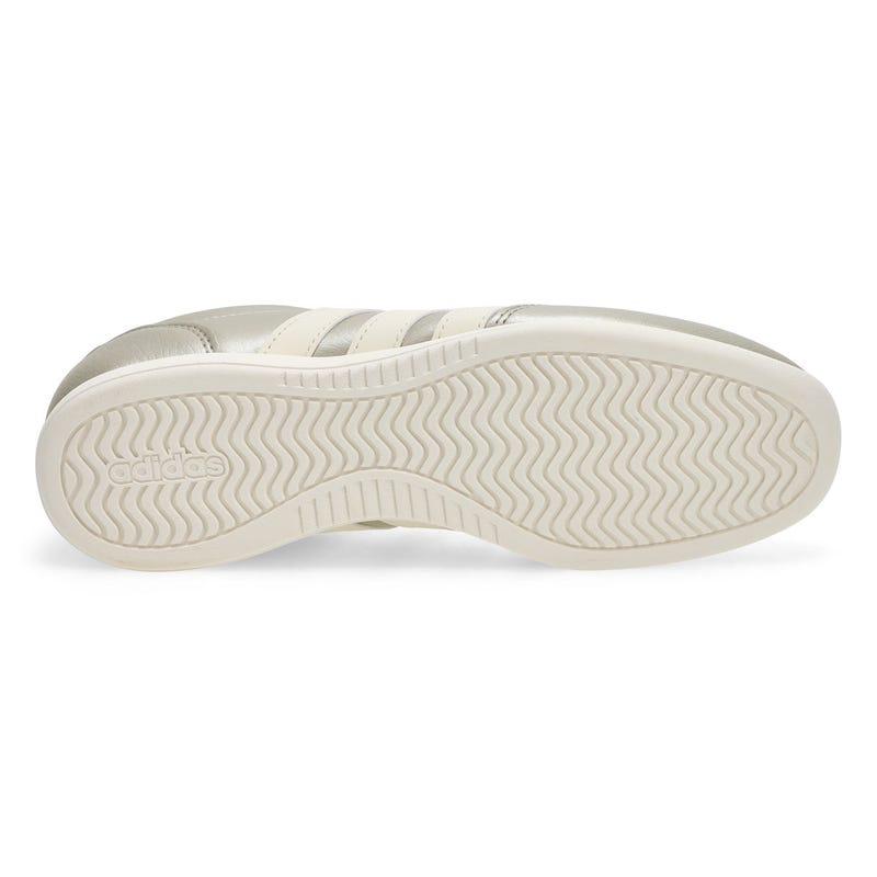 Women's Barreda Lo Low Profile Sneaker - Cyber Metallic/Off White/Wonder Alumina