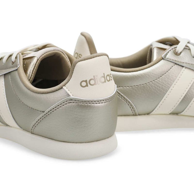 Women's Barreda Lo Low Profile Sneaker - Cyber Metallic/Off White/Wonder Alumina