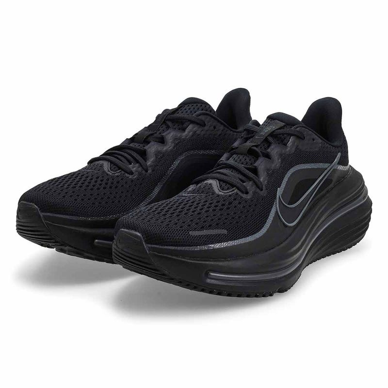 Men's Winflow 12 Performance Sneaker - Black/Black/Dark Smoke Grey