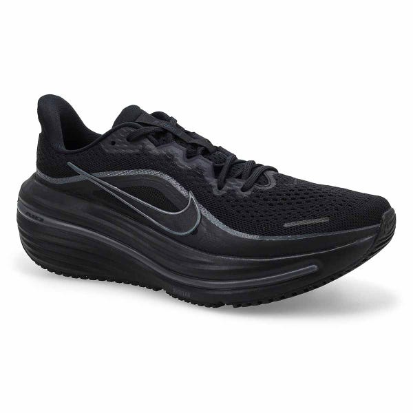 Men's Winflow 12 Performance Sneaker - Black/Black/Dark Smoke Grey