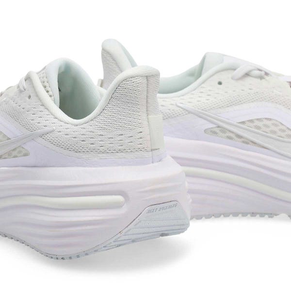 Women's  Winflo 12 Performance Sneaker - White/Summit White