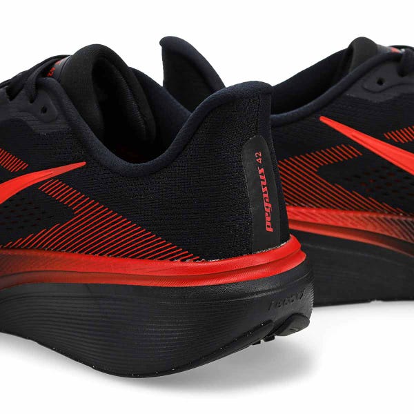 Espadrille de course Air Zoom Pegasus 42 pour hommes - Noir/Crimson éclatant/Rouge