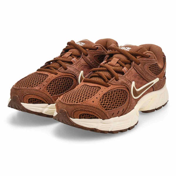 Women's V5 RNR Sneaker - Brown/Off White