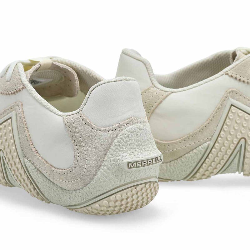 Women's  Relay Fly Vent Lace Up Performance Sneaker - Stucco