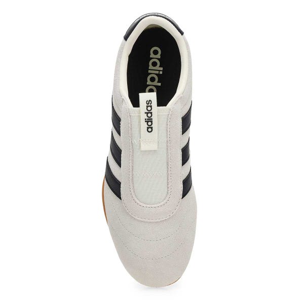 Women's Grand Court Lo Low Profile Sneaker - Off White/Black/Gum