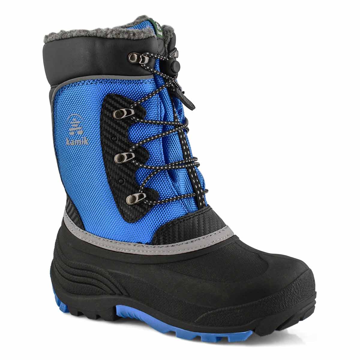 bottes avec crampons intégrés