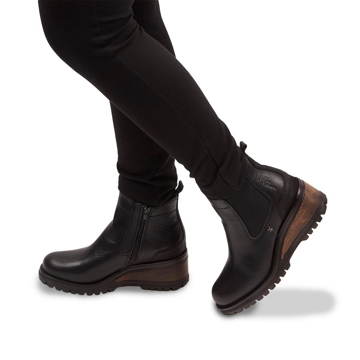 SoftMoc Women's Lyssa Chelsea Wedge Boot - Bl | SoftMoc.com