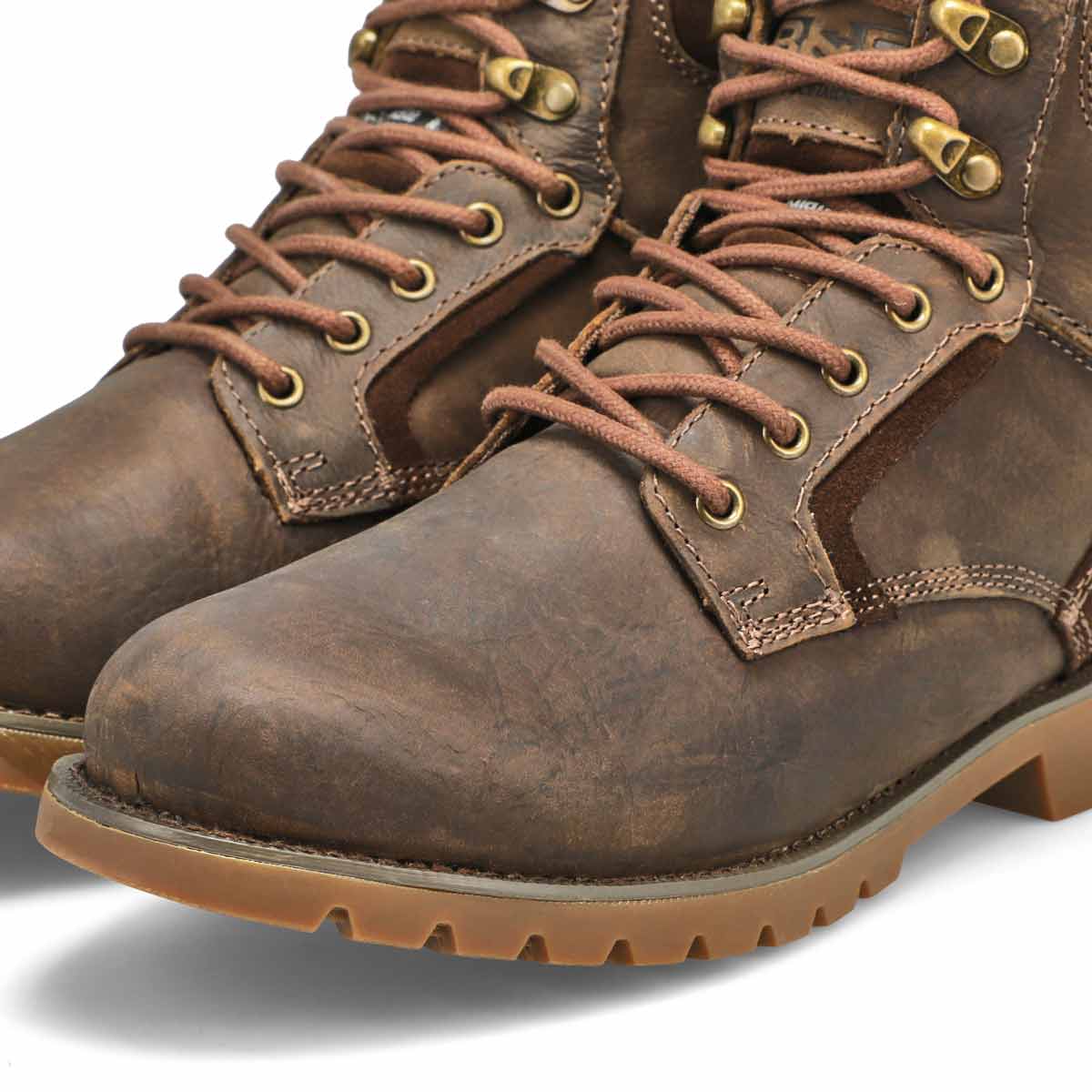 metal golf shoes