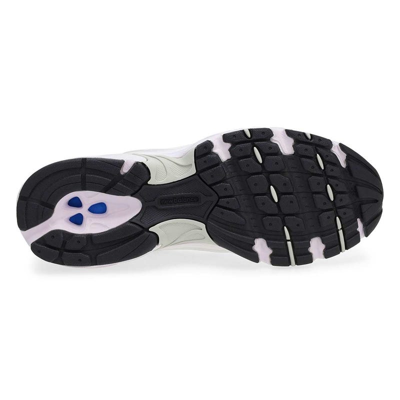 Women's 530 Lace Up Sneaker - White