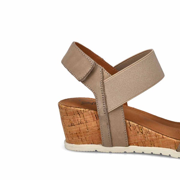 Women's Queen 01 Leather Wedge Sandal - Taupe