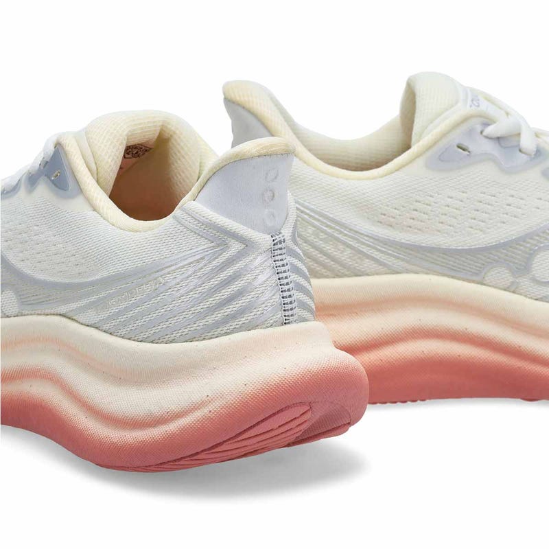 Women's Triumph 23 Performance Sneaker - Ivory/Mauve