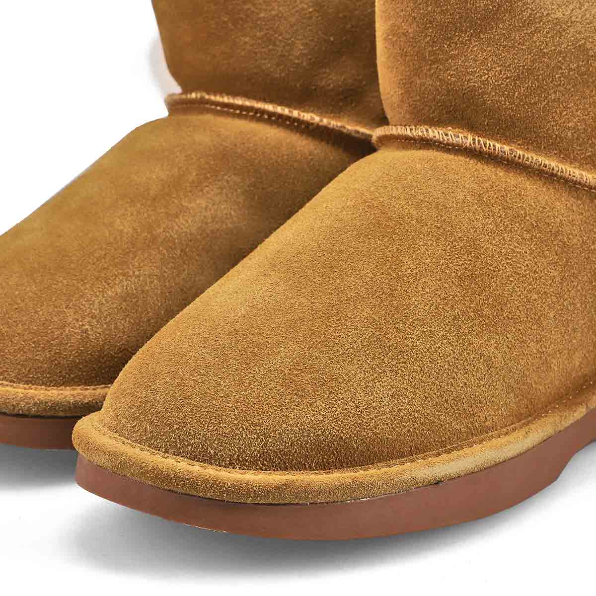 Women's Smocs 5 Low Pom Suede Boot - Chestnut