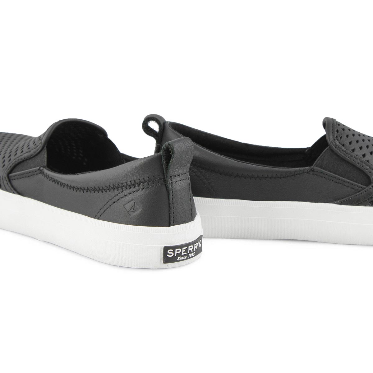 crest twin gore perf sneaker