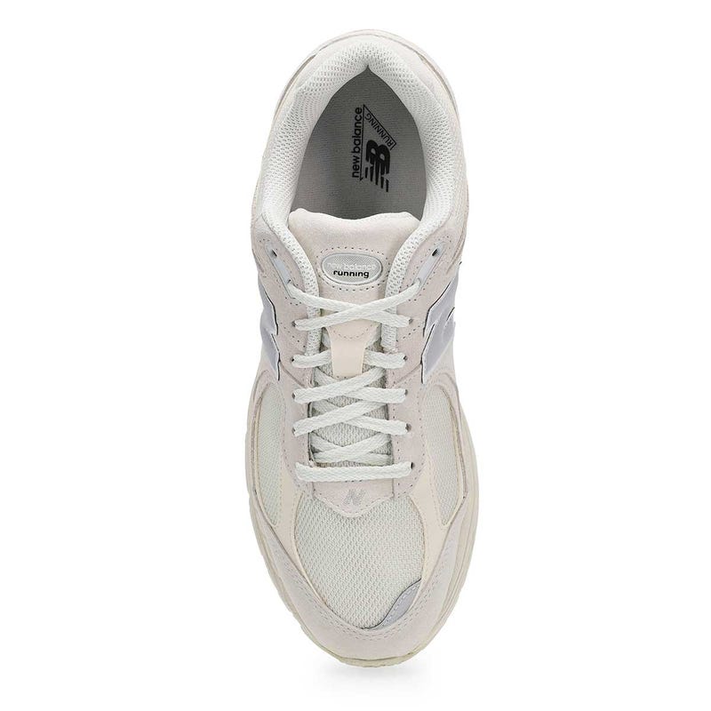 Men's 2002R Lace Up Sneaker - Sea Salt/Silver Metallic