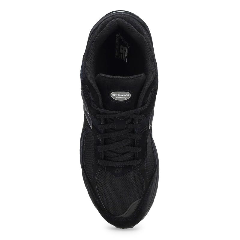 Men's 2002R Lace Up Sneaker - Black/Black Metallic