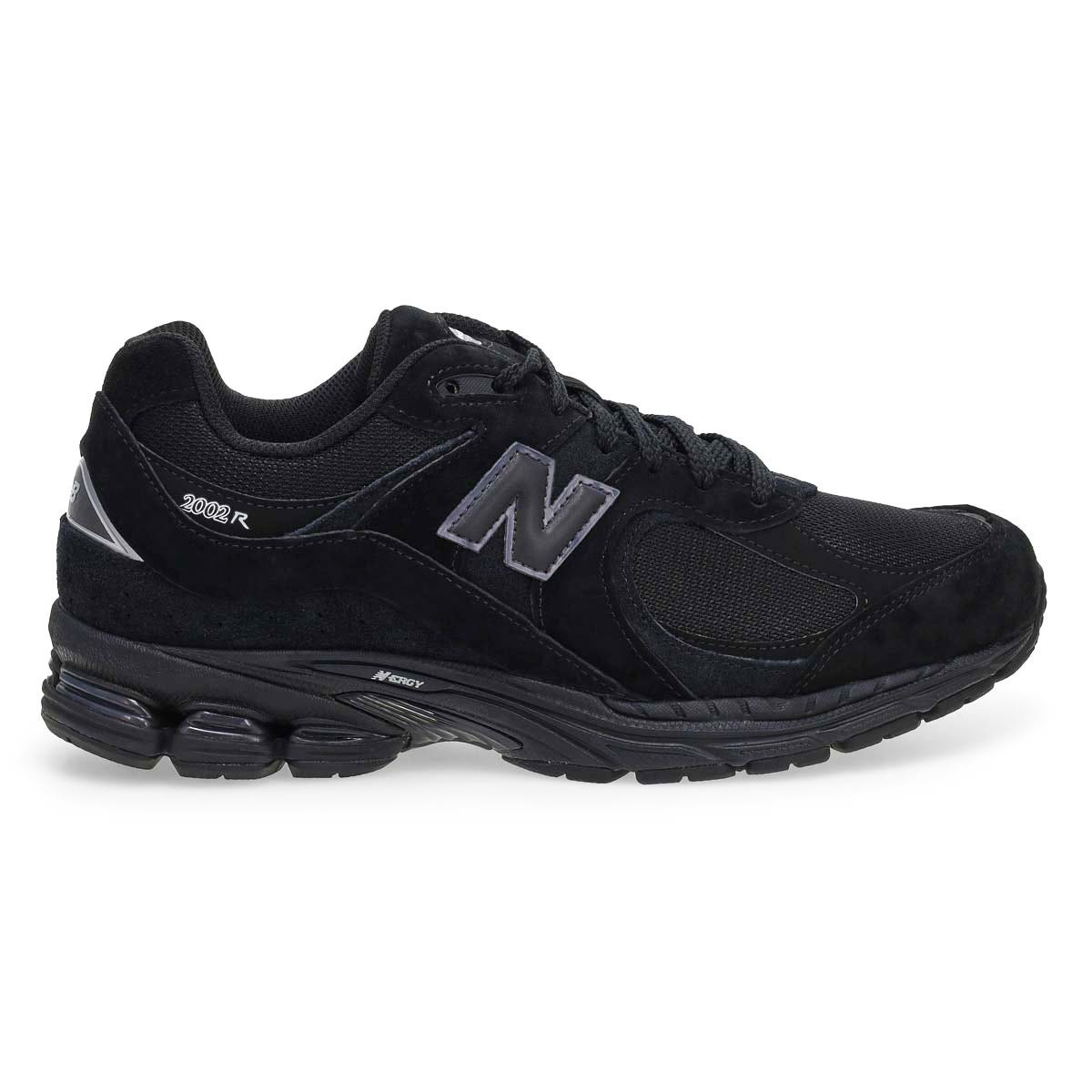 New Balance Men's 2002R Lace Up Sneaker - Bla | SoftMoc.com