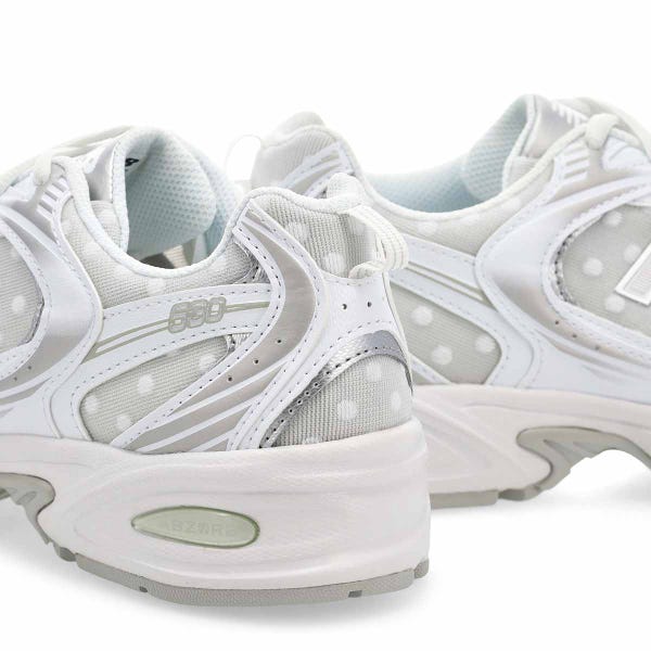 Woemn's  530 Lace Up Sneaker - White