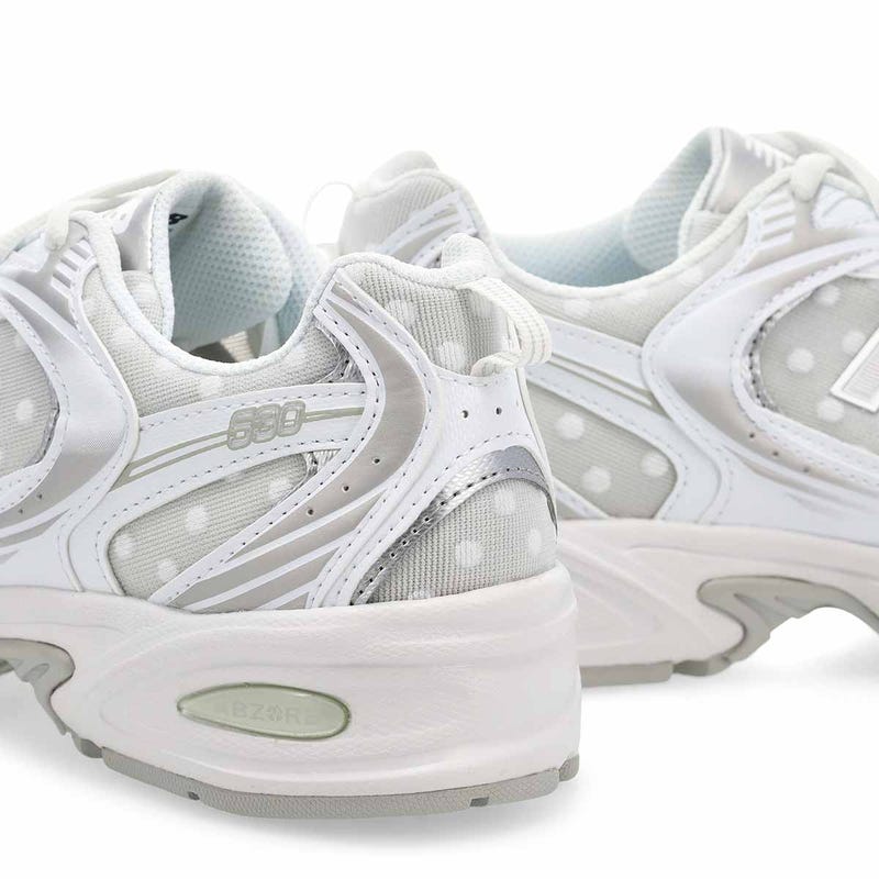 Woemn's  530 Lace Up Sneaker - White