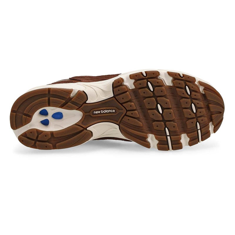 Women's 530 Lace Up Sneaker - Pumpernickel/Sea Salt