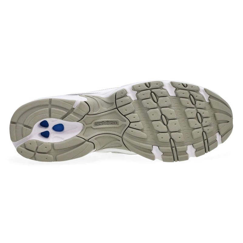 Men's 740 Lace Up Sneaker - White/Metallic Silver