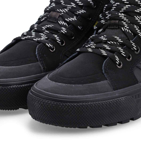 Women's  Sk8-Hi Waterproof Insulated Boot - Studs/Black