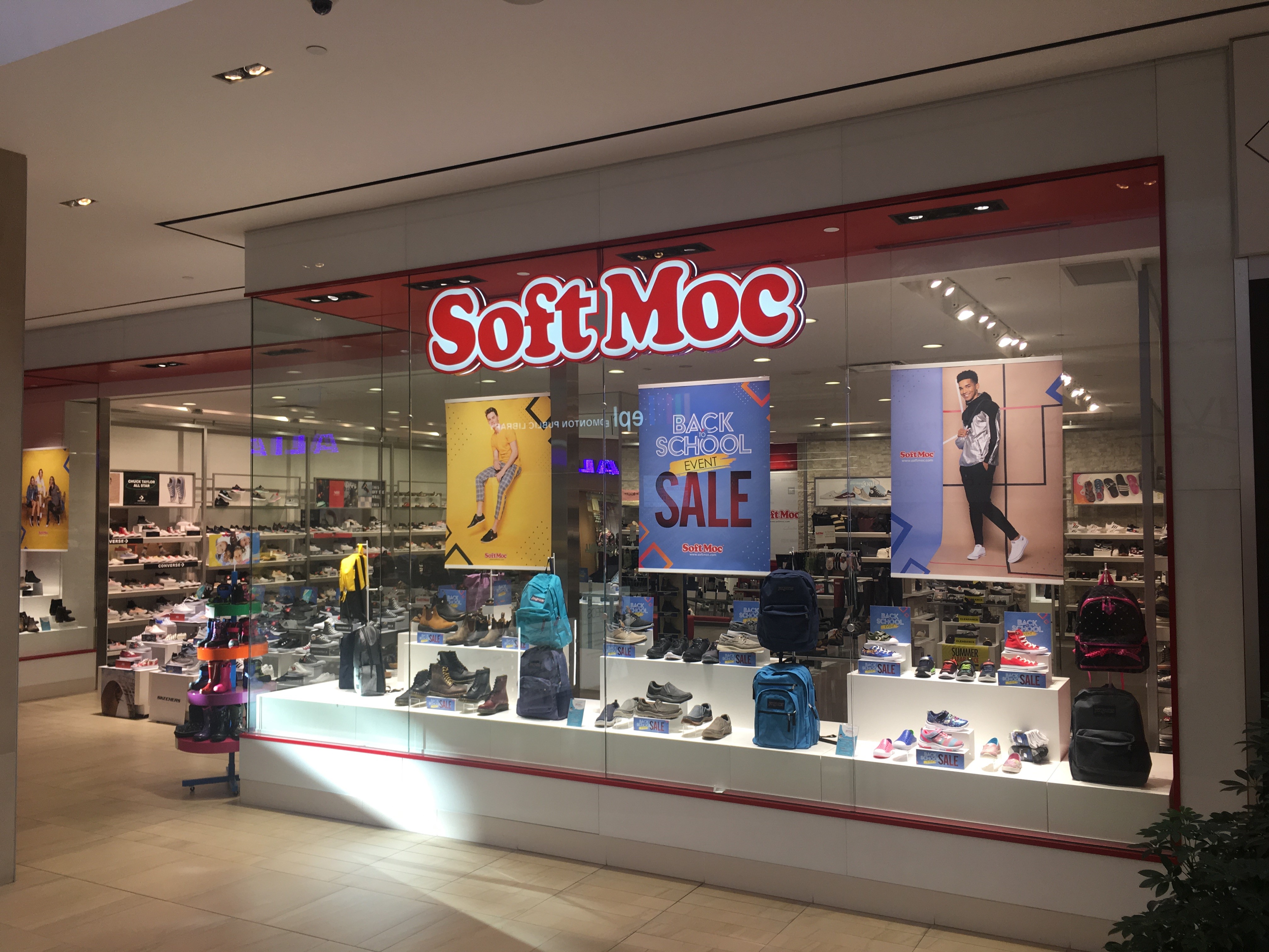 SoftMoc Londonderry Mall