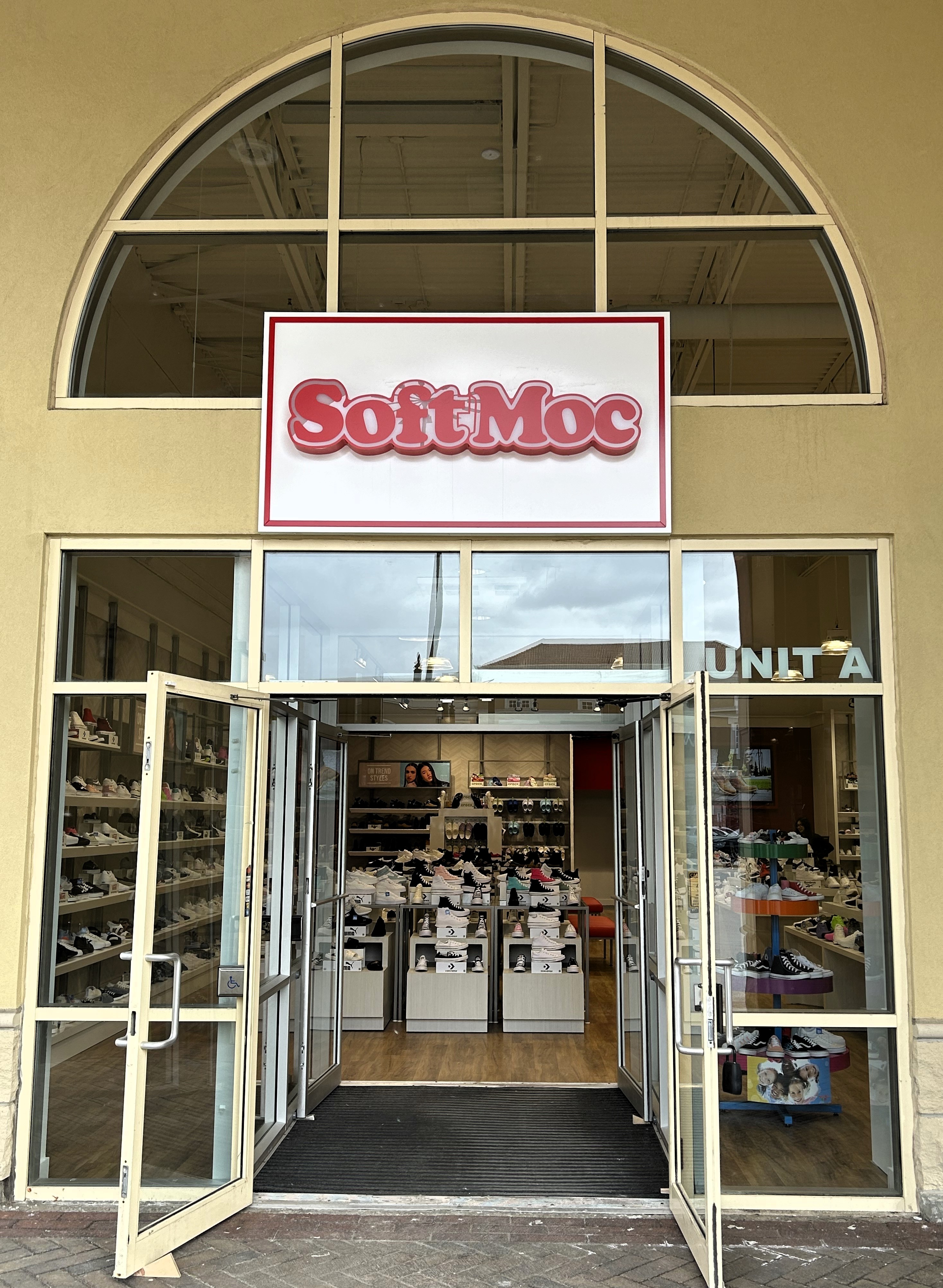 SoftMoc Leaside Centre